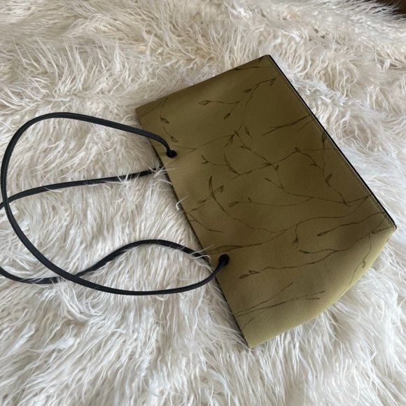 One of a kind handbag - Picture 1 of 2